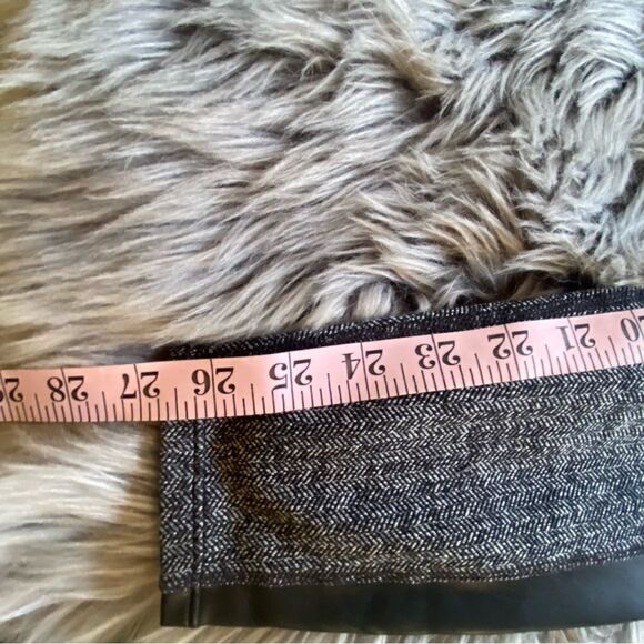 Athleta Herringbone Faux Leather Panelled Leggings, S - Picture 7 of 10